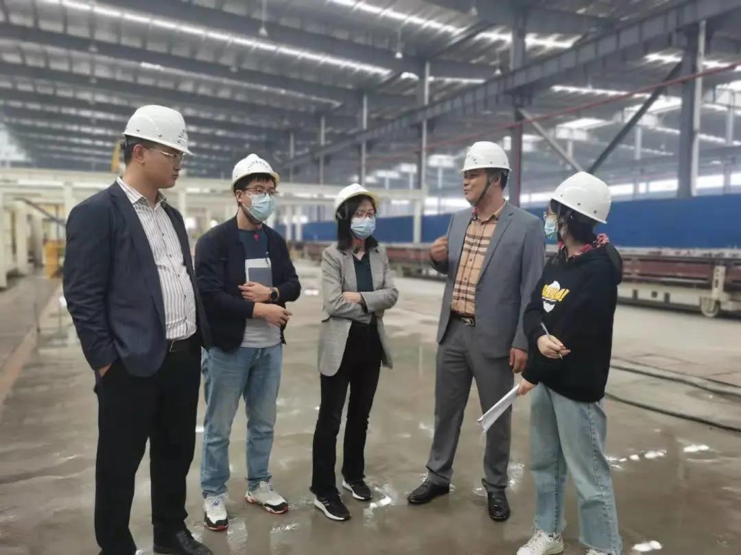 武漢設計院蒞臨飛山奇新材考察調研 武漢設計院蒞臨飛山奇新材考察調研